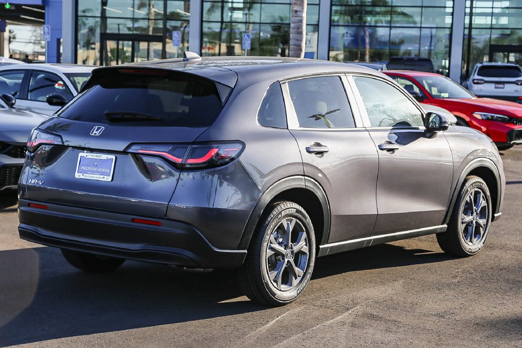 New 2026 Modern Steel Metallic Honda LX image 9