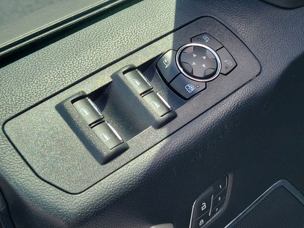 Used 2020 Black Ford Lariat image 17