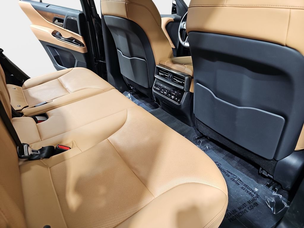 Certified Used 2024 MANGANESE LUSTER Lexus 600 Luxury image 11