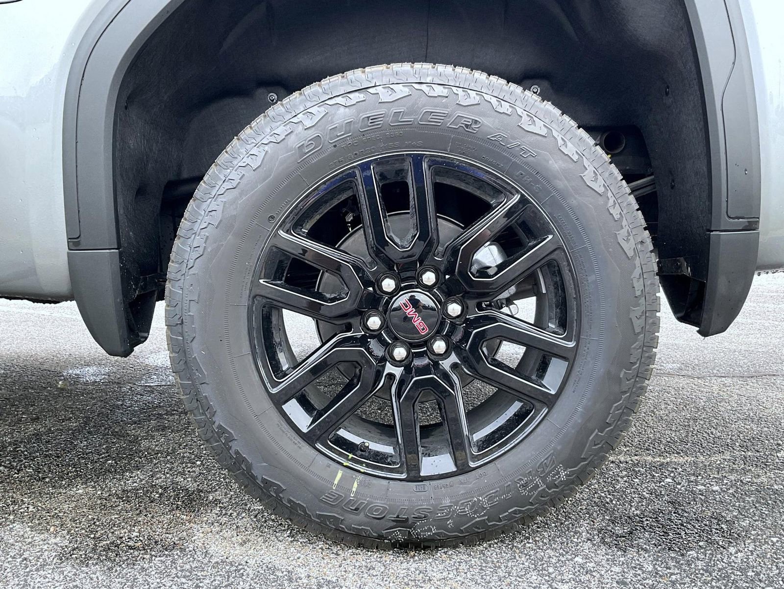 New 2026 Sterling Metallic GMC Elevation image 25