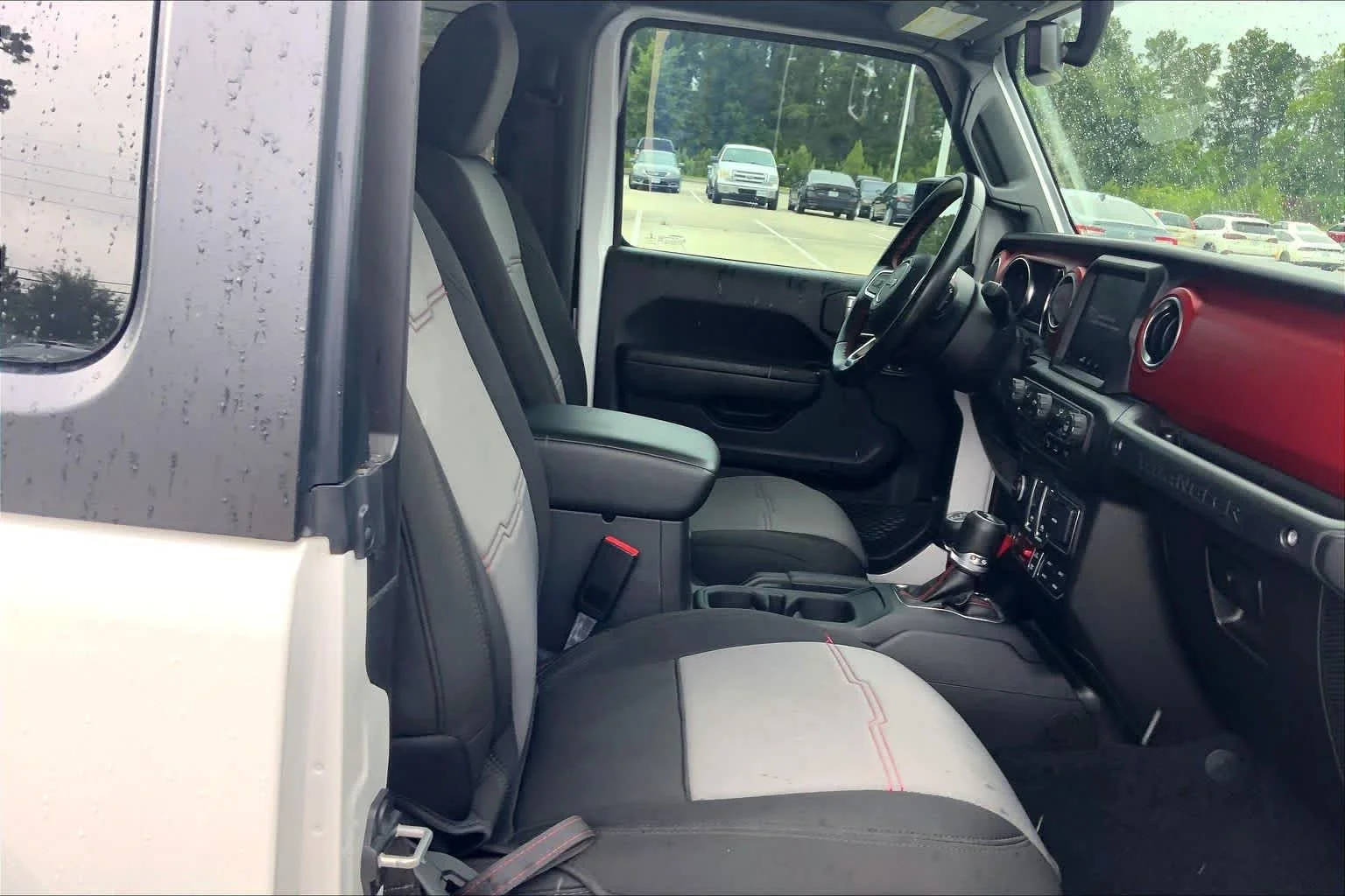 Used 2022 Bright White Clearcoat Jeep Rubicon image 7