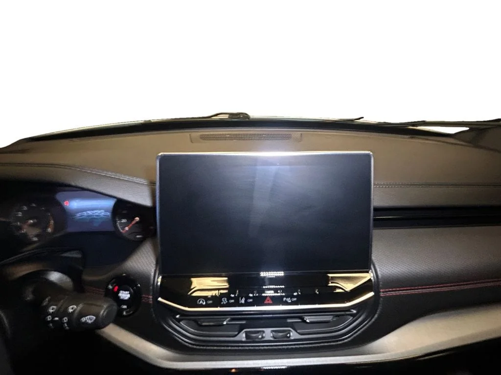 Used 2025 Bright White Jeep Trailhawk image 10
