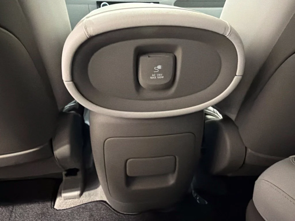 New 2027 Creamy White Pearl Hyundai SEL image 19