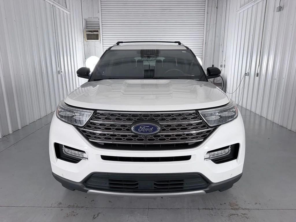 Used 2023 White Metallic Ford King Ranch image 2