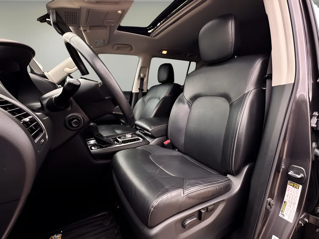 Used 2022 Gray INFINITI LUXE image 6