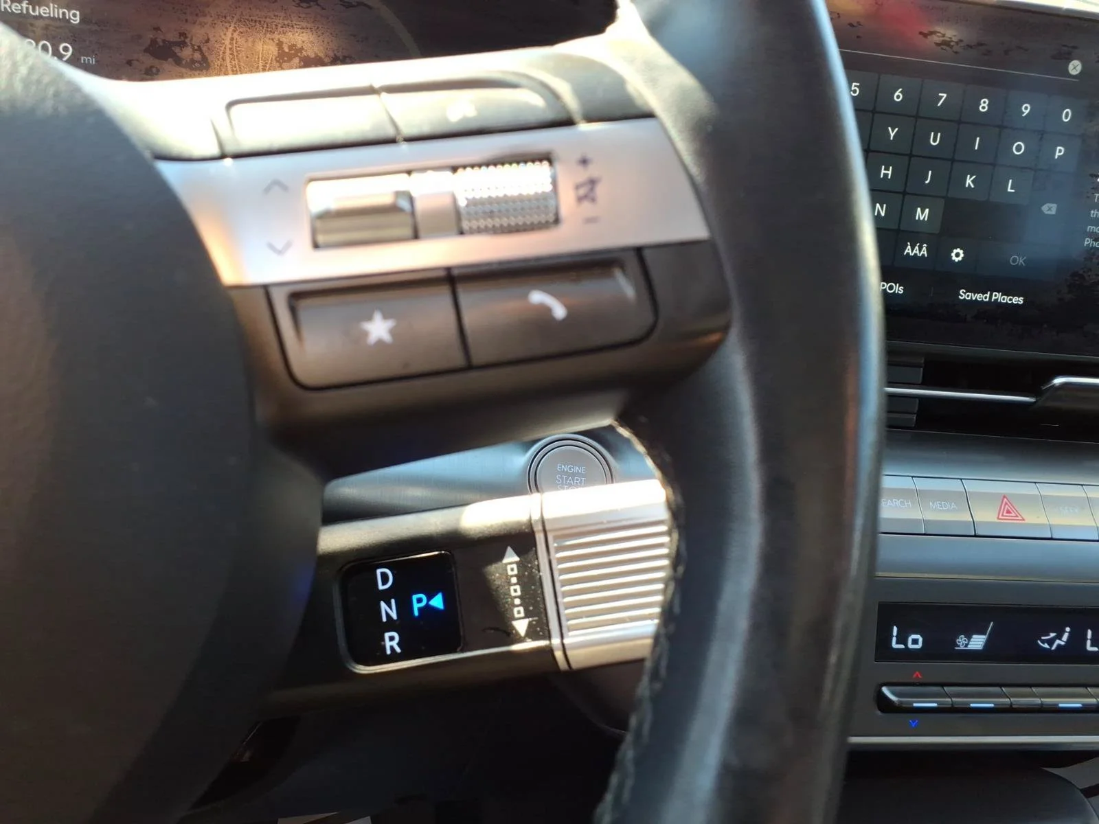 Certified Used 2025 Atlas White Hyundai Limited image 27