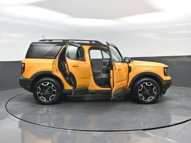 Certified Used 2022 Cyber Orange Metallic Tricoat Ford Outer Banks image 25