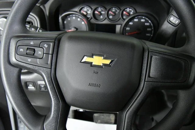 New 2026 Summit White Chevrolet WT image 2