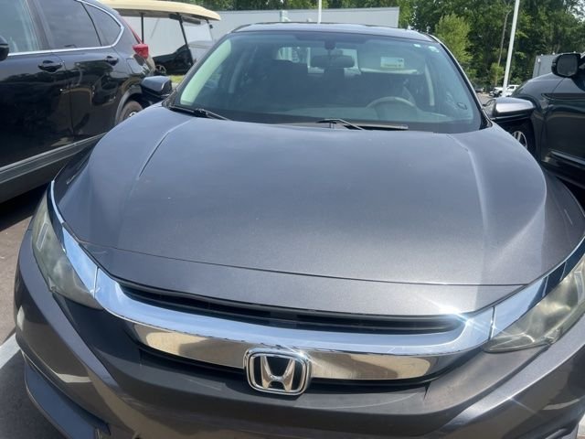 Used 2016  Honda EX image 2