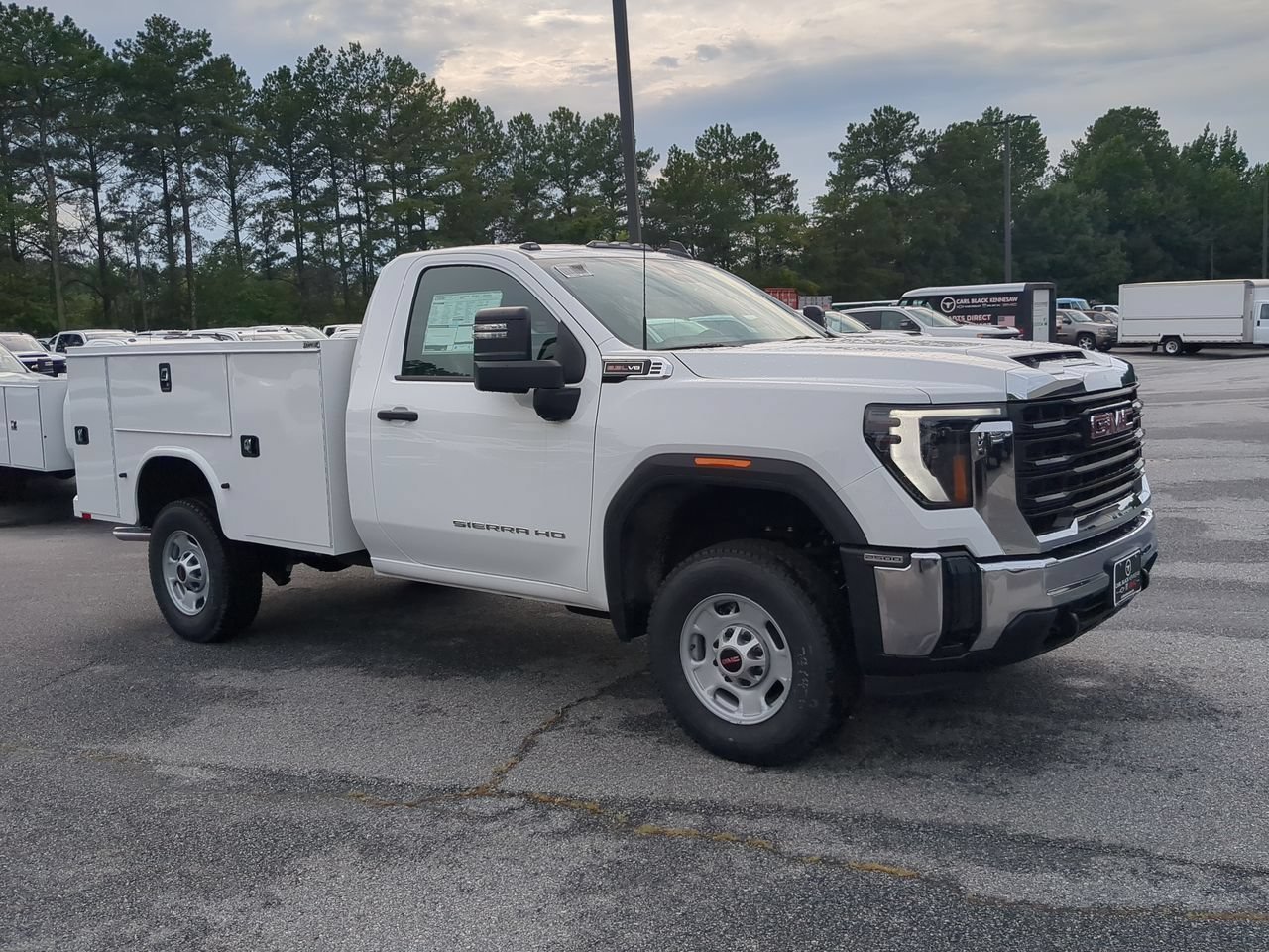 New 2026 Summit White GMC Pro image 2