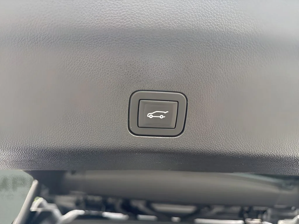 Used 2025 Black Chevrolet LT image 32