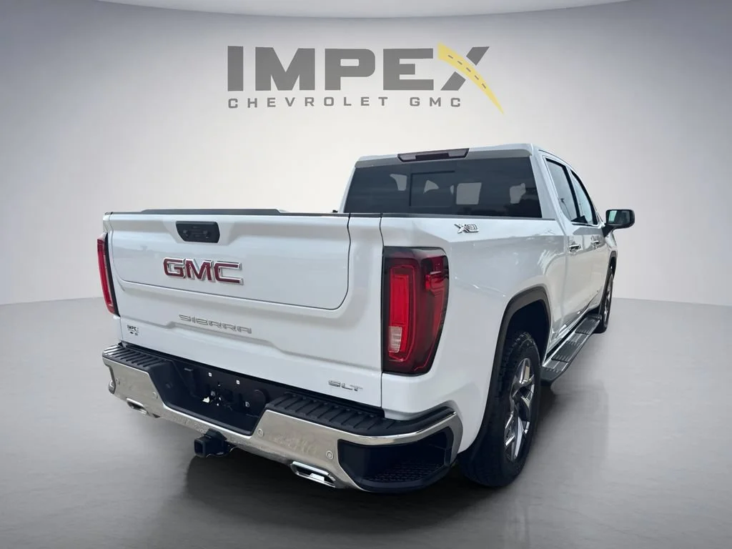 Used 2025 Summit White GMC SLT image 5