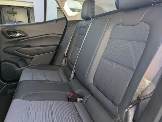 Used 2025 White Chevrolet LT image 14