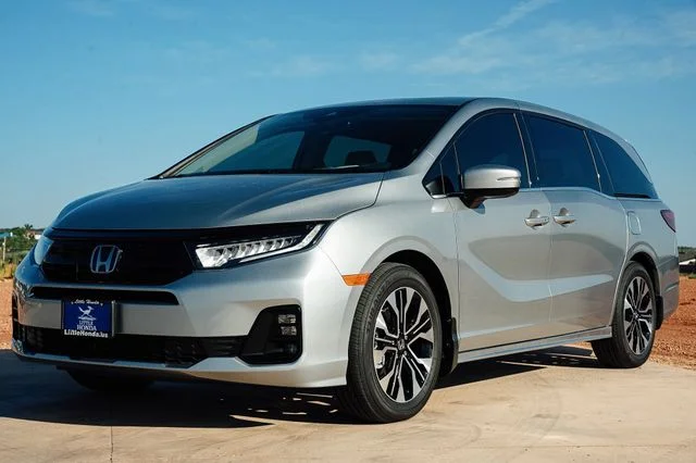 New 2026 Honda Odyssey Elite With Navigation