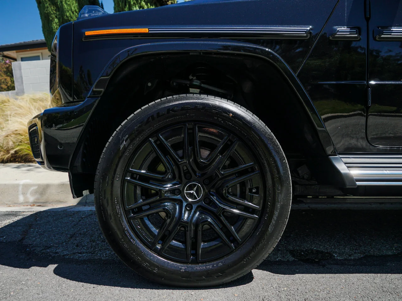 New 2027 Black Mercedes-Benz G 580 4MATIC® image 11