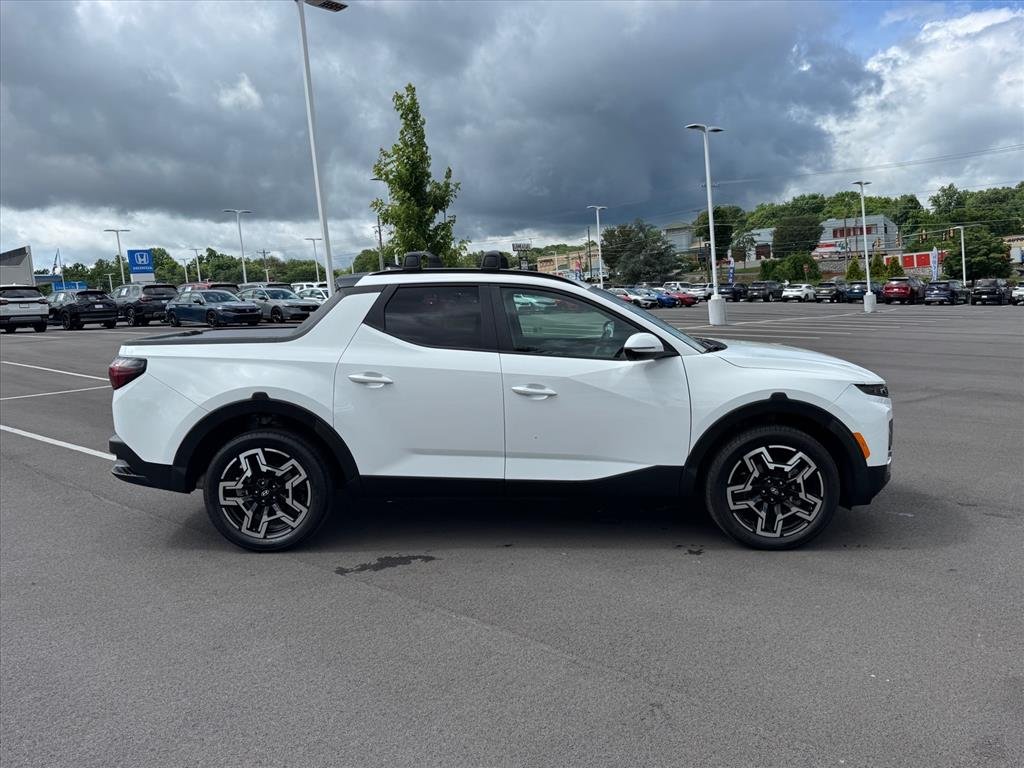 Used 2025 Atlas White Hyundai Limited image 8