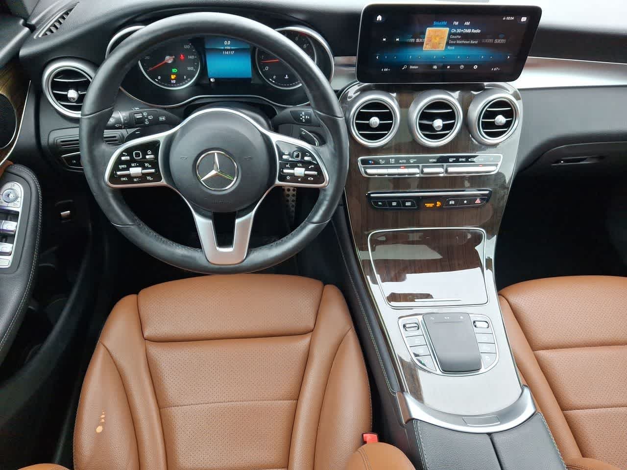Used 2020 Obsidian Black Metallic Mercedes-Benz GLC 300 image 27
