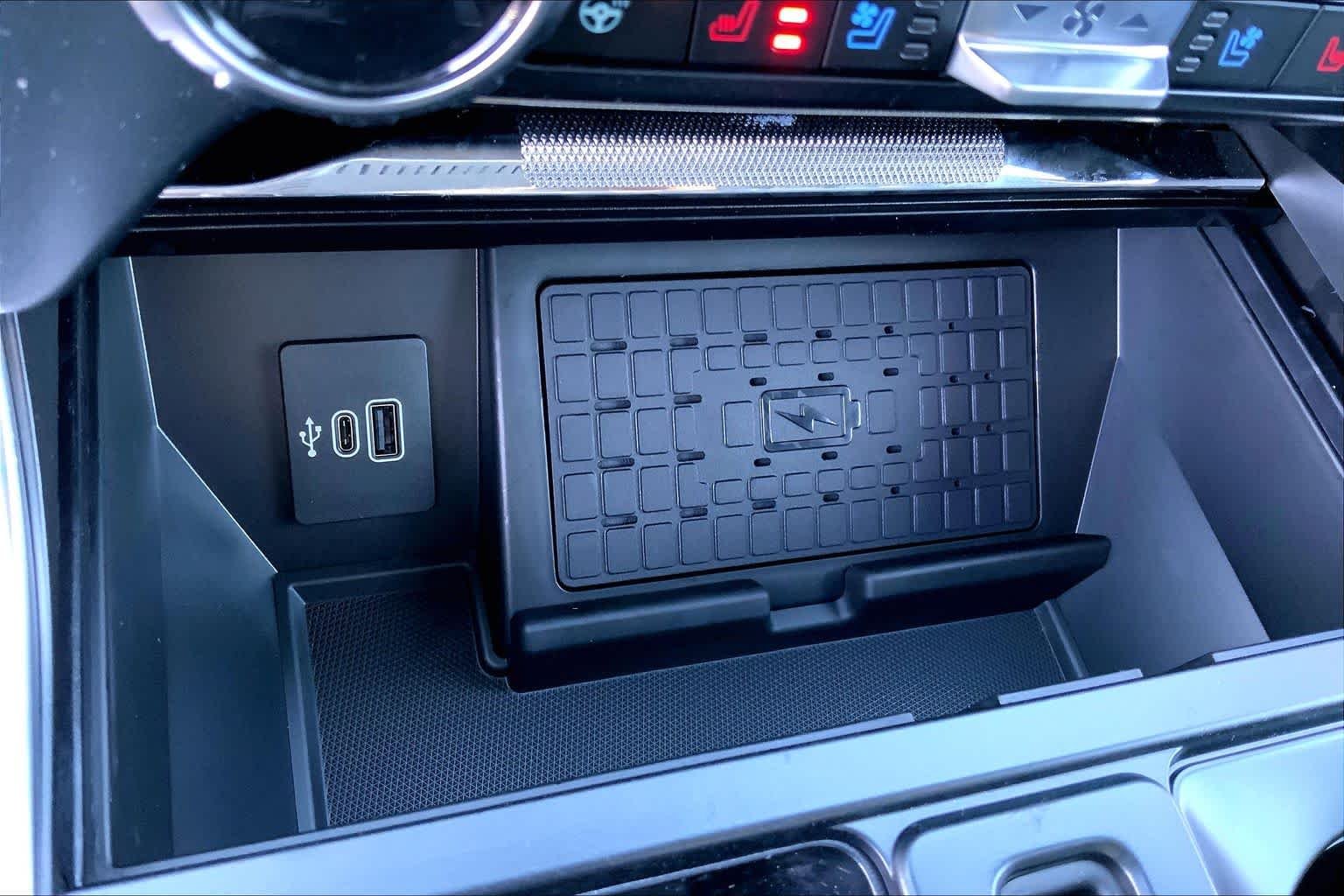 New 2026 Avalanche Ford Platinum® image 15