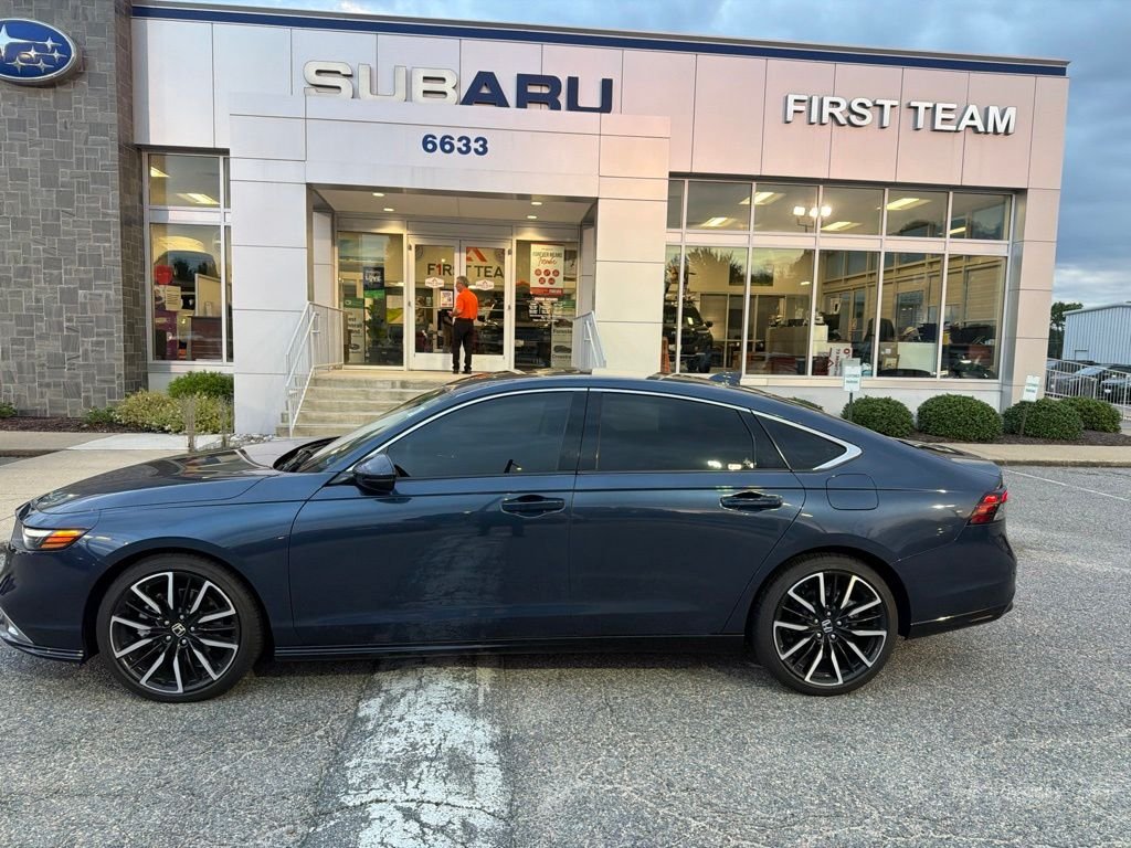 Used 2025 Blue Honda Touring image 2