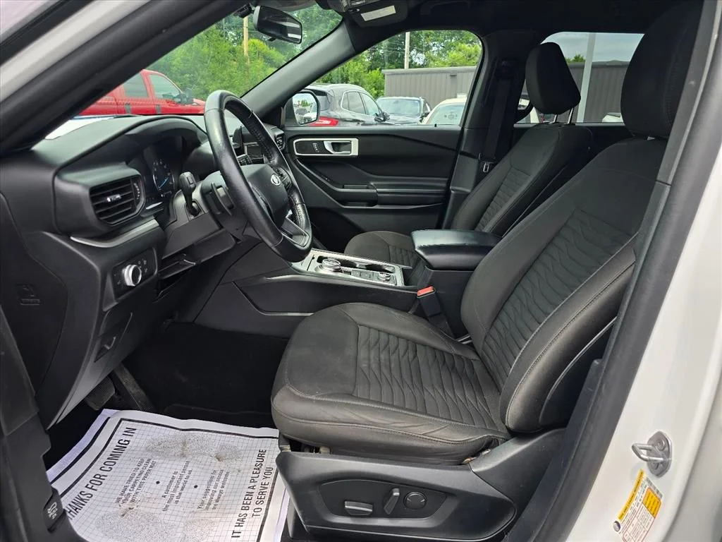Used 2020 White Ford XLT image 11