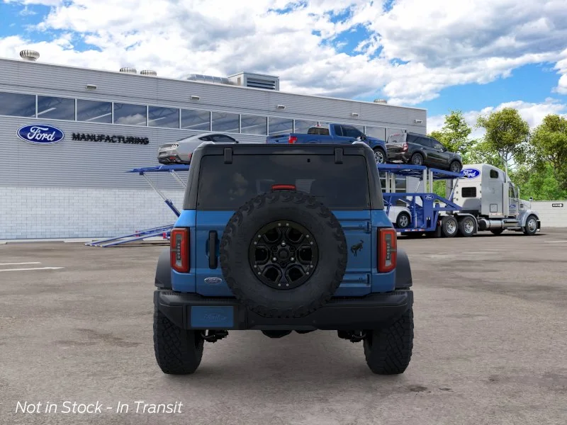New 2026 Velocity Blue Metallic Ford Badlands® image 5
