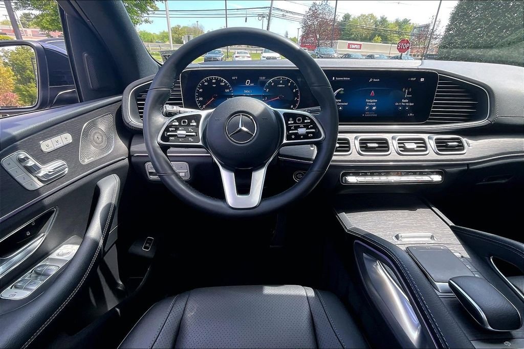 Certified Used 2022 Black Mercedes-Benz GLS 450 image 5