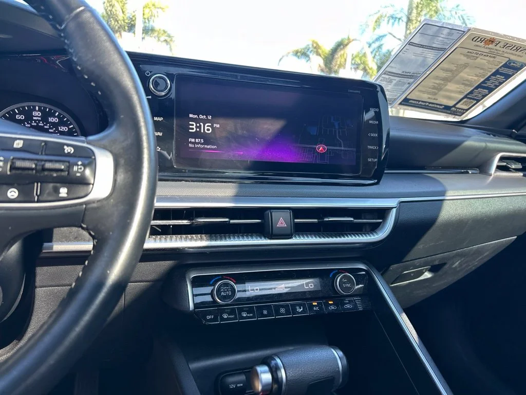 Certified Used 2024 Glacial White Pearl Kia GT-Line image 34
