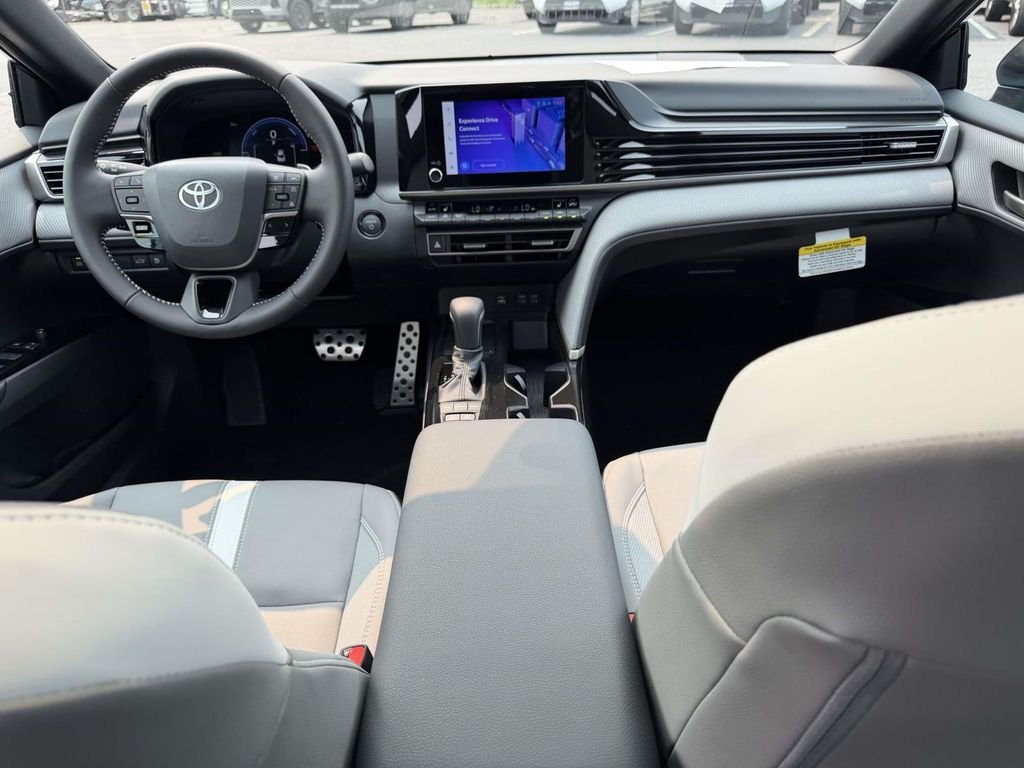 New 2026 Ocean Gem Toyota  SE image 2