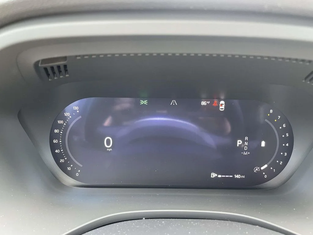 2026 Volvo XC60 Plus - Photo 11