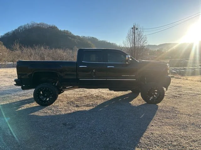 2018 GMC Sierra 2500 Denali HD Denali - Photo 8