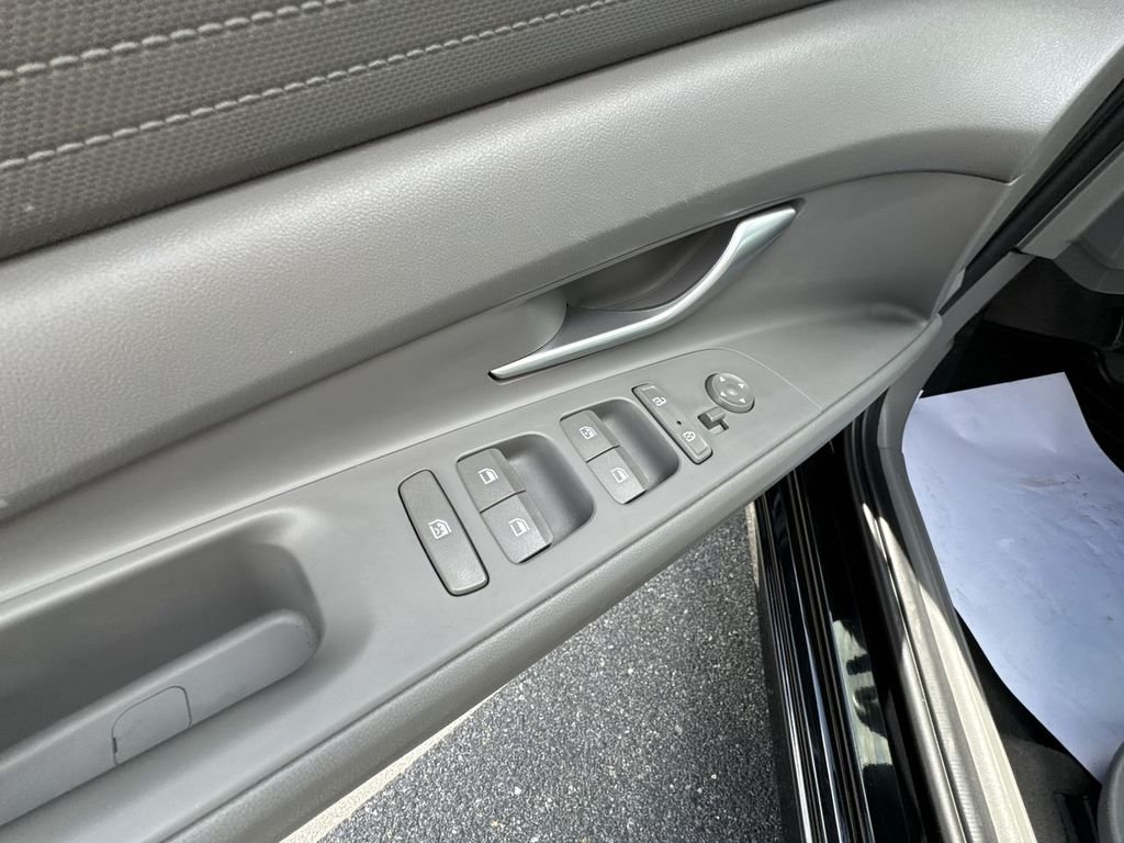 Certified Used 2023 Black Hyundai SEL image 19