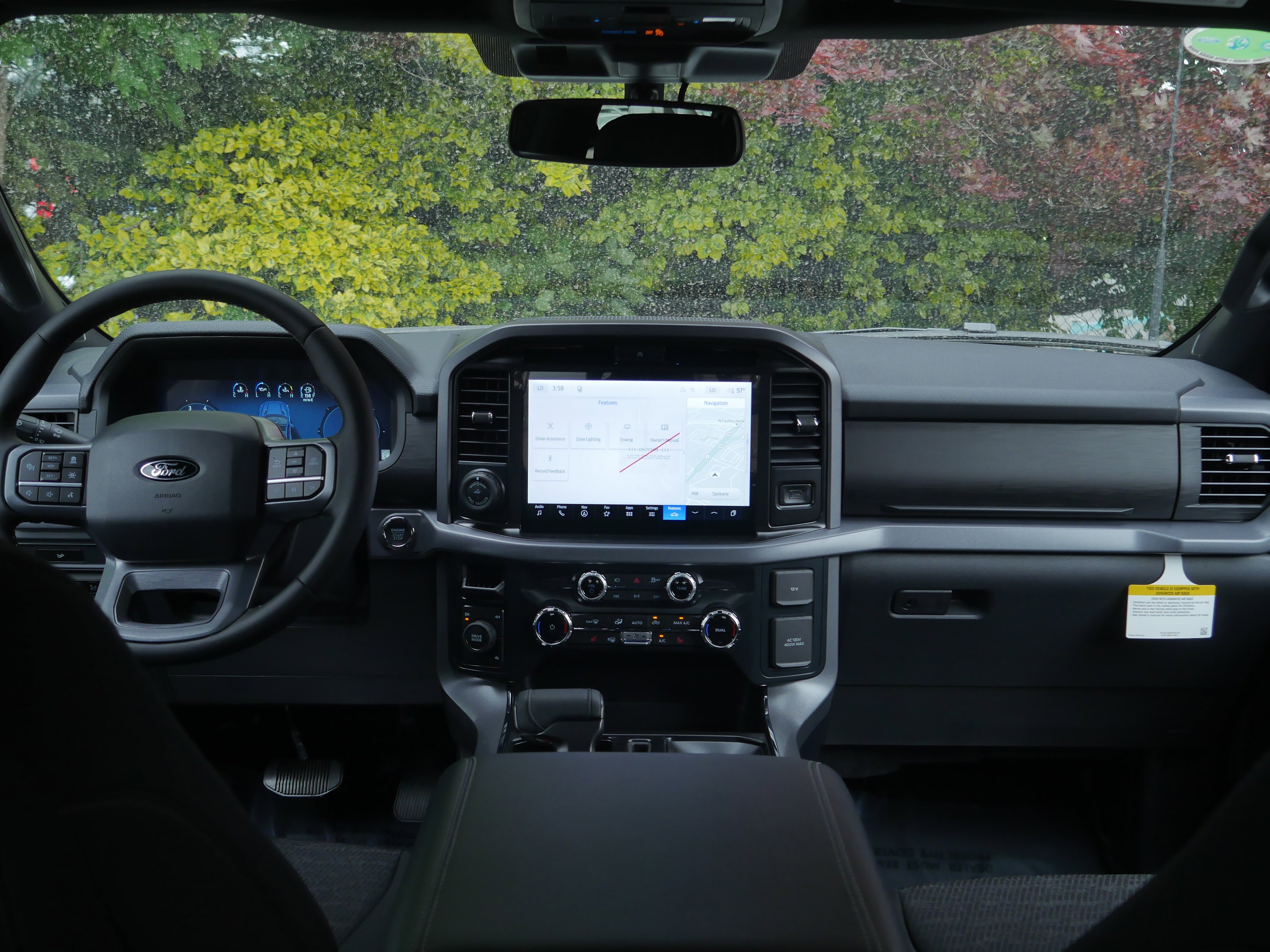 New 2026 Oxford White Ford XLT image 9