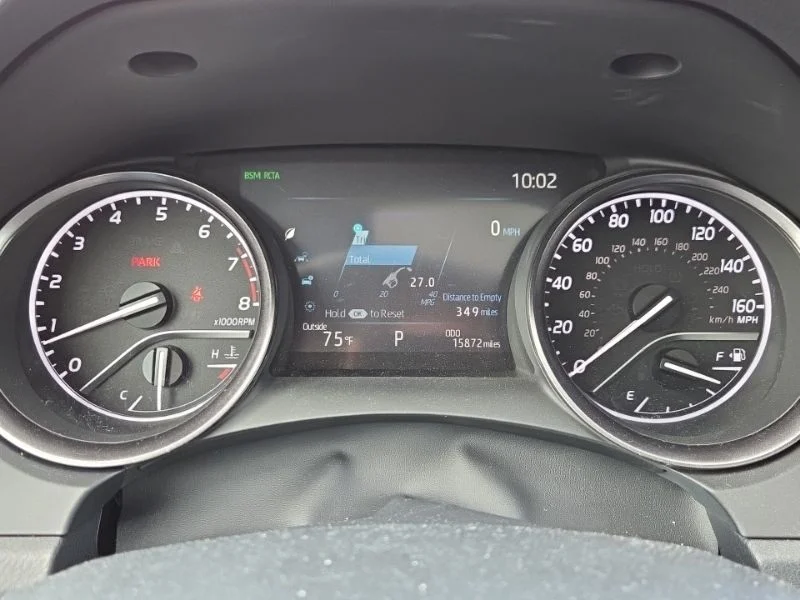 Used 2024  Toyota SE image 12