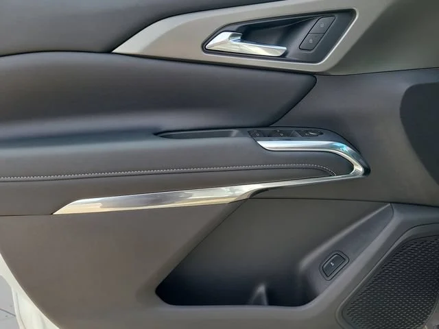 New 2026 Summit White Chevrolet LT image 15