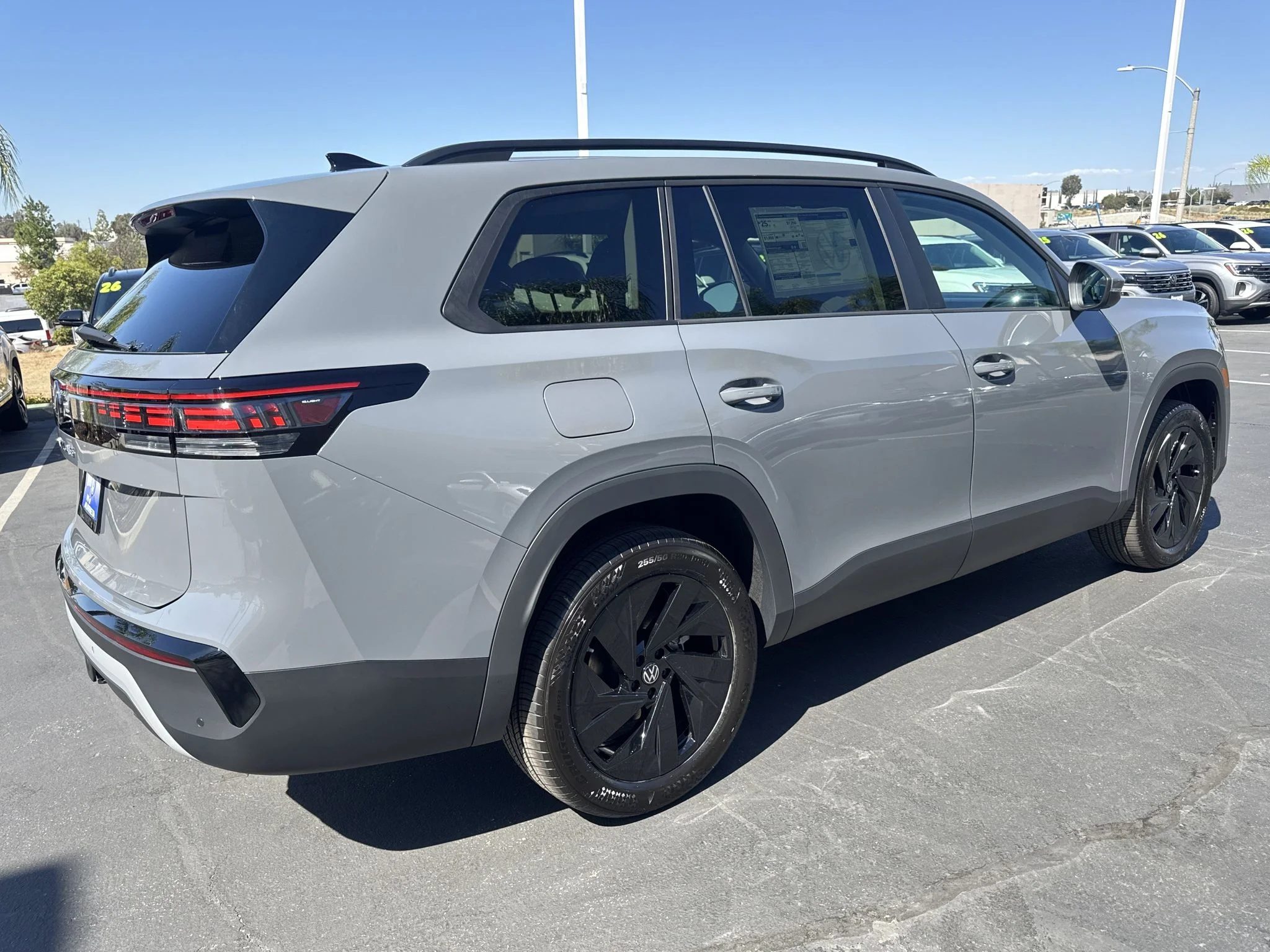 New 2027 Pure Gray Volkswagen SE w/Technology image 7