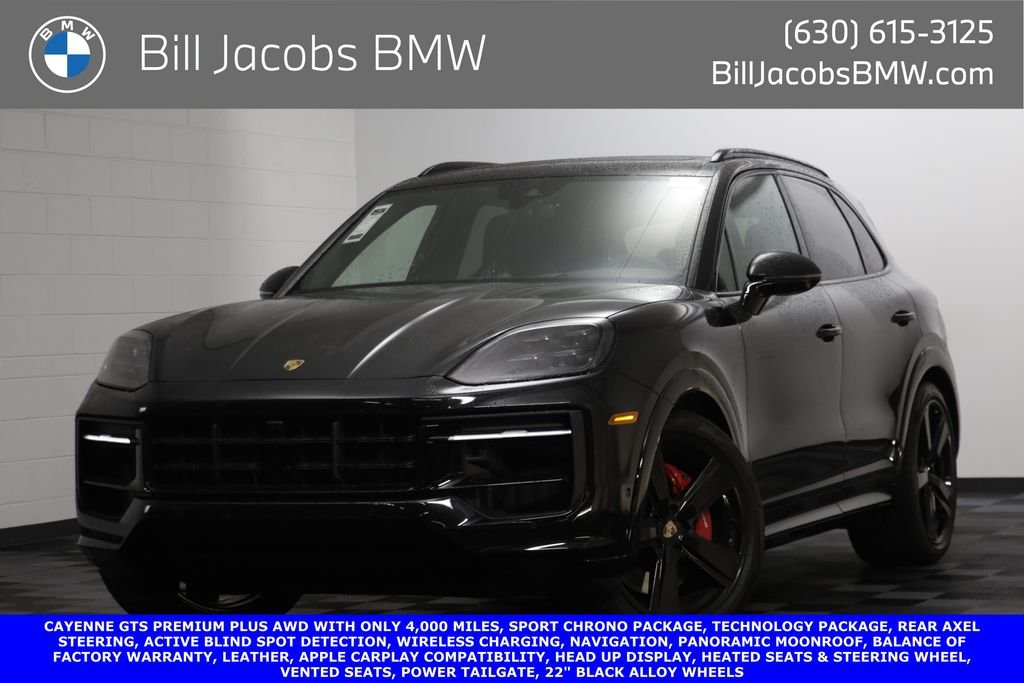 2025 Porsche Cayenne GTS's photo