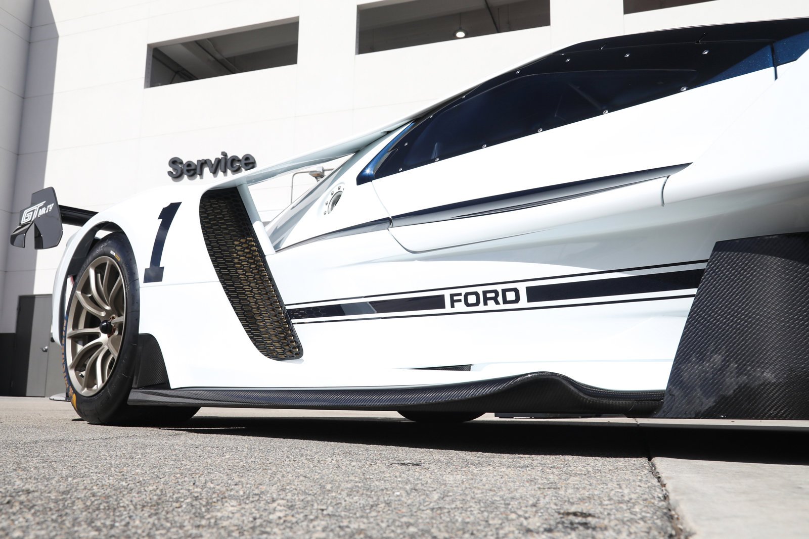 Used 2023 White Ford  image 16