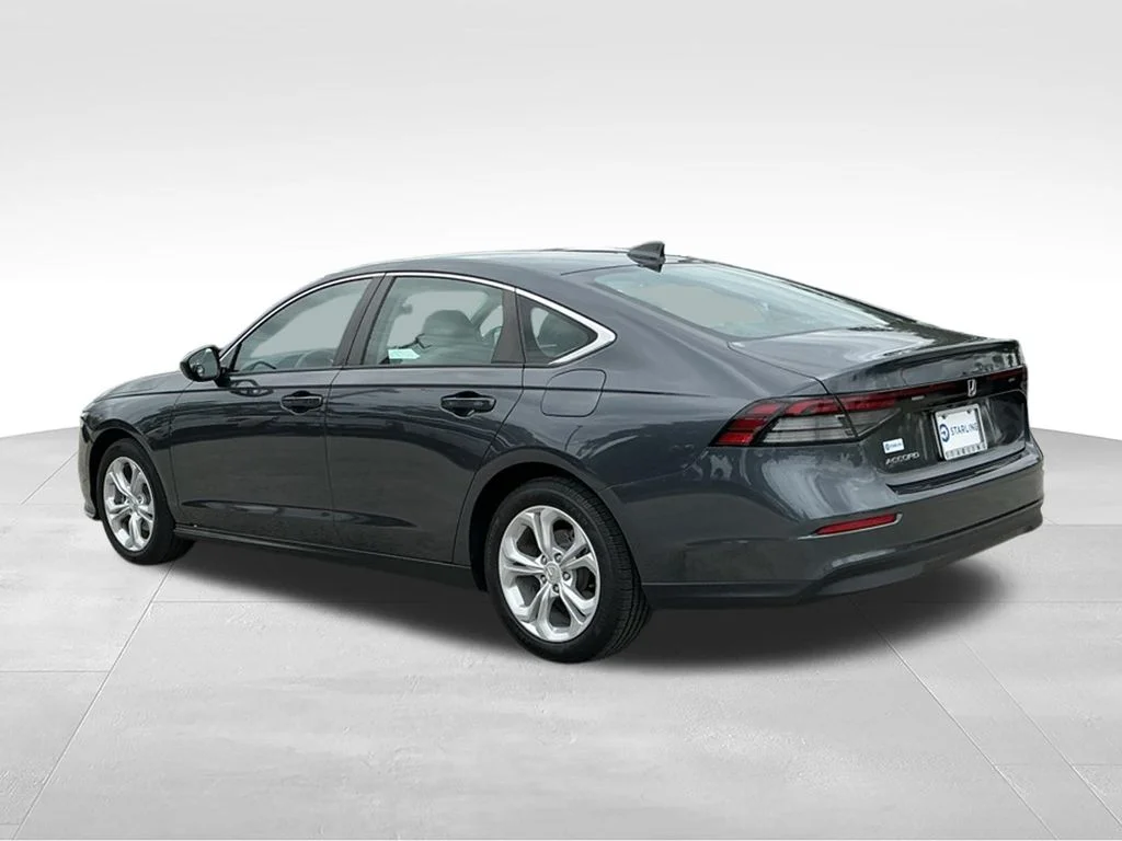 Used 2024  Honda LX image 5