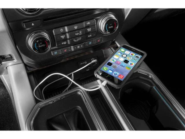Used 2015  Ford  image 16
