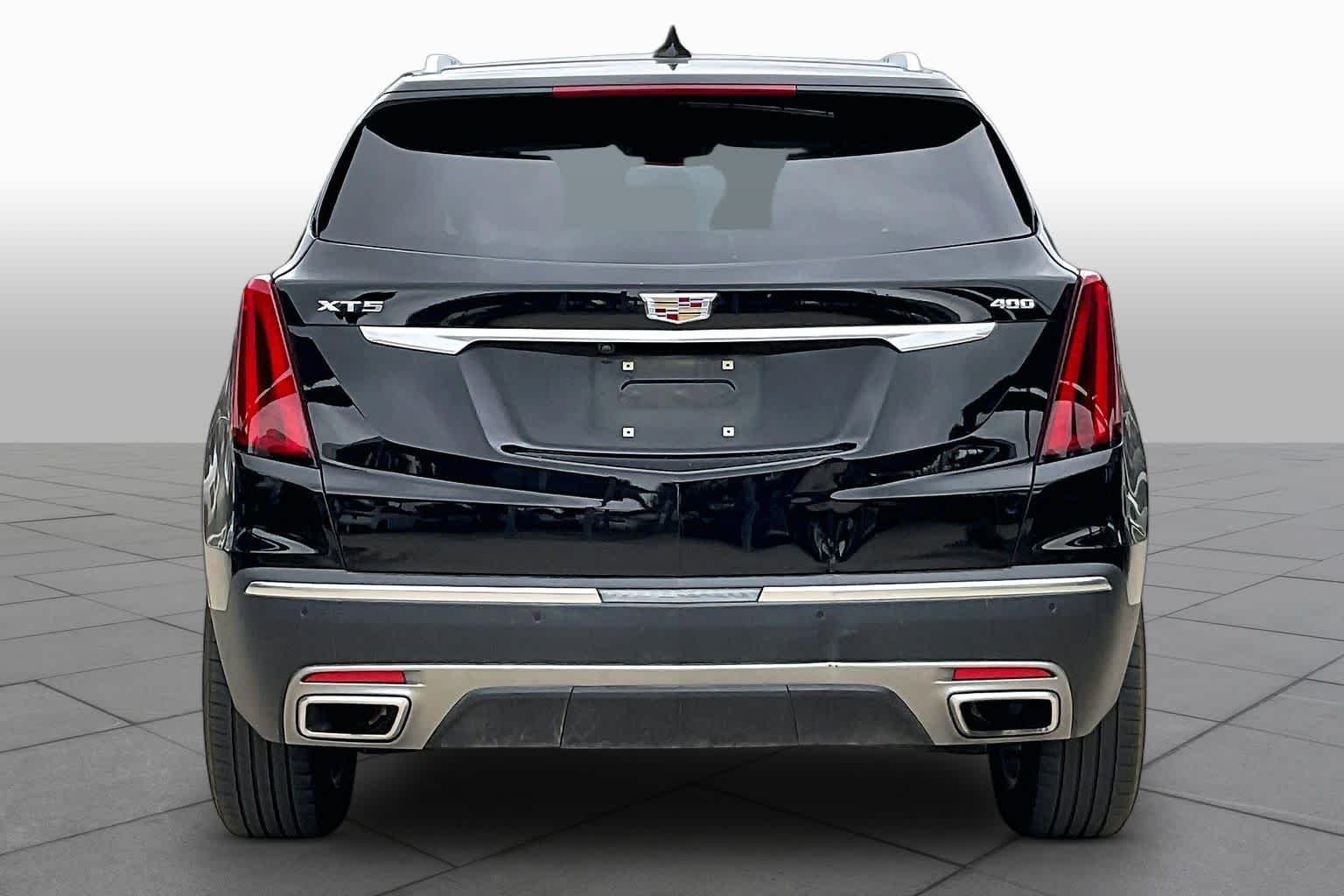 Used 2025 Stellar Black Metallic Cadillac FWD Premium Luxury image 5