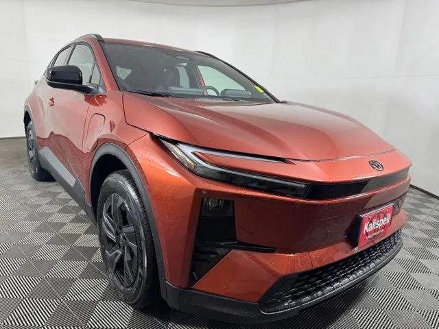 2026 Toyota C-HR SE AWD's photo