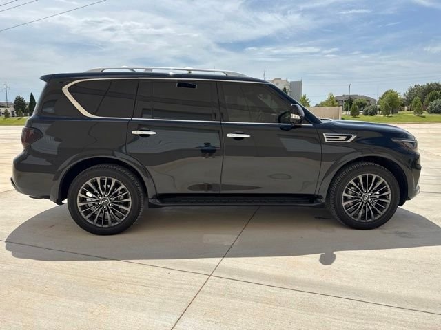 Used 2024 Black INFINITI Sensory image 4