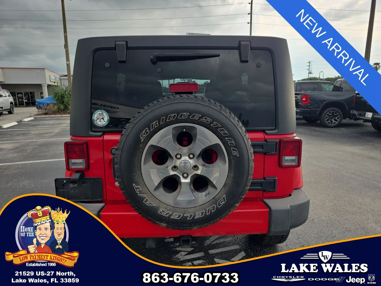 Used 2017 Red Jeep Unlimited Sahara image 4