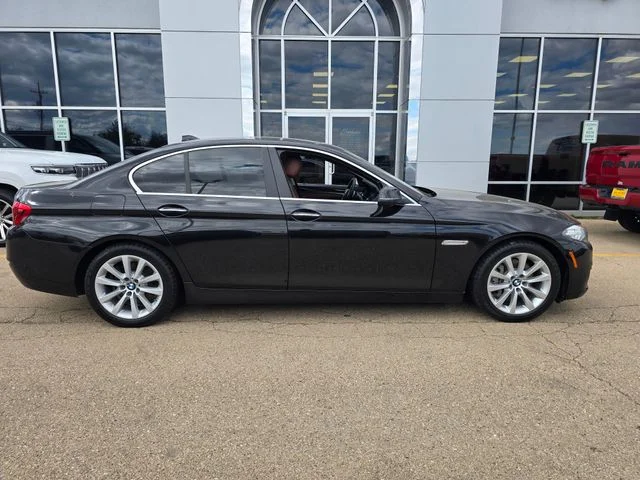Used 2016 BMW 5 Series 535i with VIN WBA5B3C54GG258268 for sale in Stockton, IL