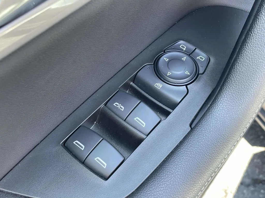 Used 2024 Gray Chevrolet LT image 25