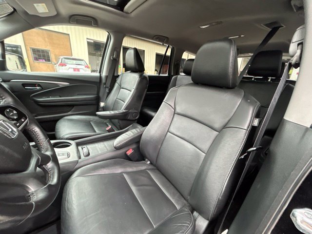 Used 2022 Black Honda Special Edition image 24