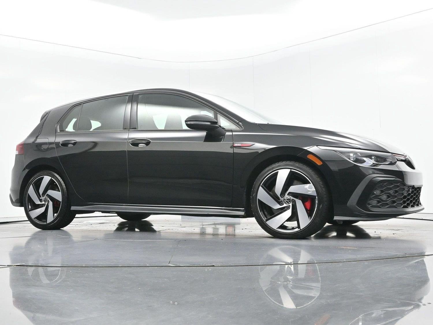 Used 2024 Mythos Black Metallic Volkswagen S image 44