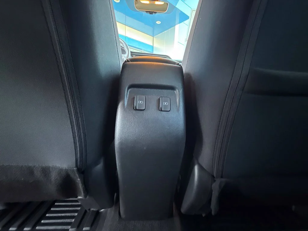 Used 2021 Gray Nissan SR image 32