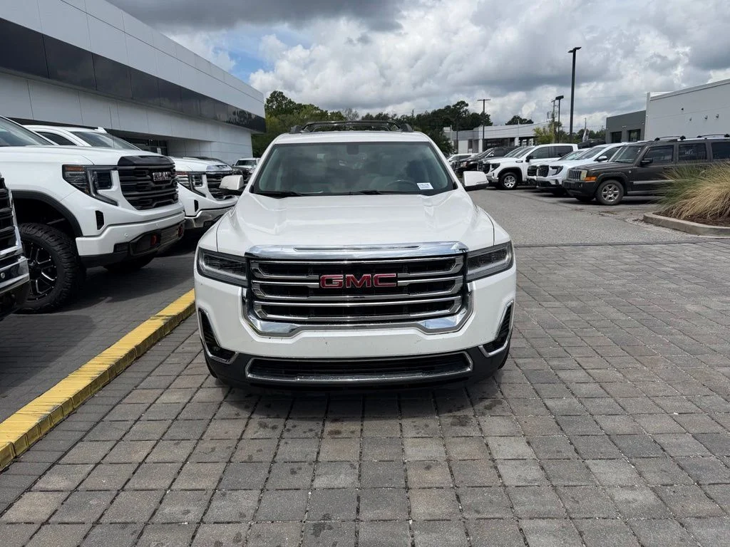Used 2020 White Frost GMC SLT image 3