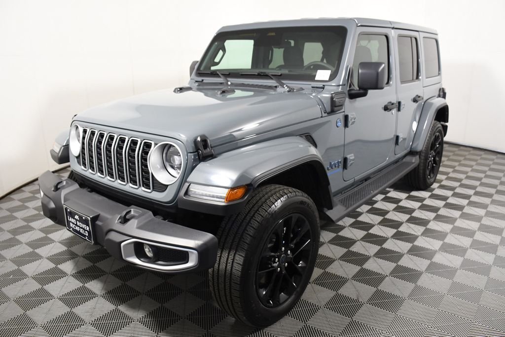 Used 2025 Anvil Clearcoat Jeep Sahara 4xe image 1
